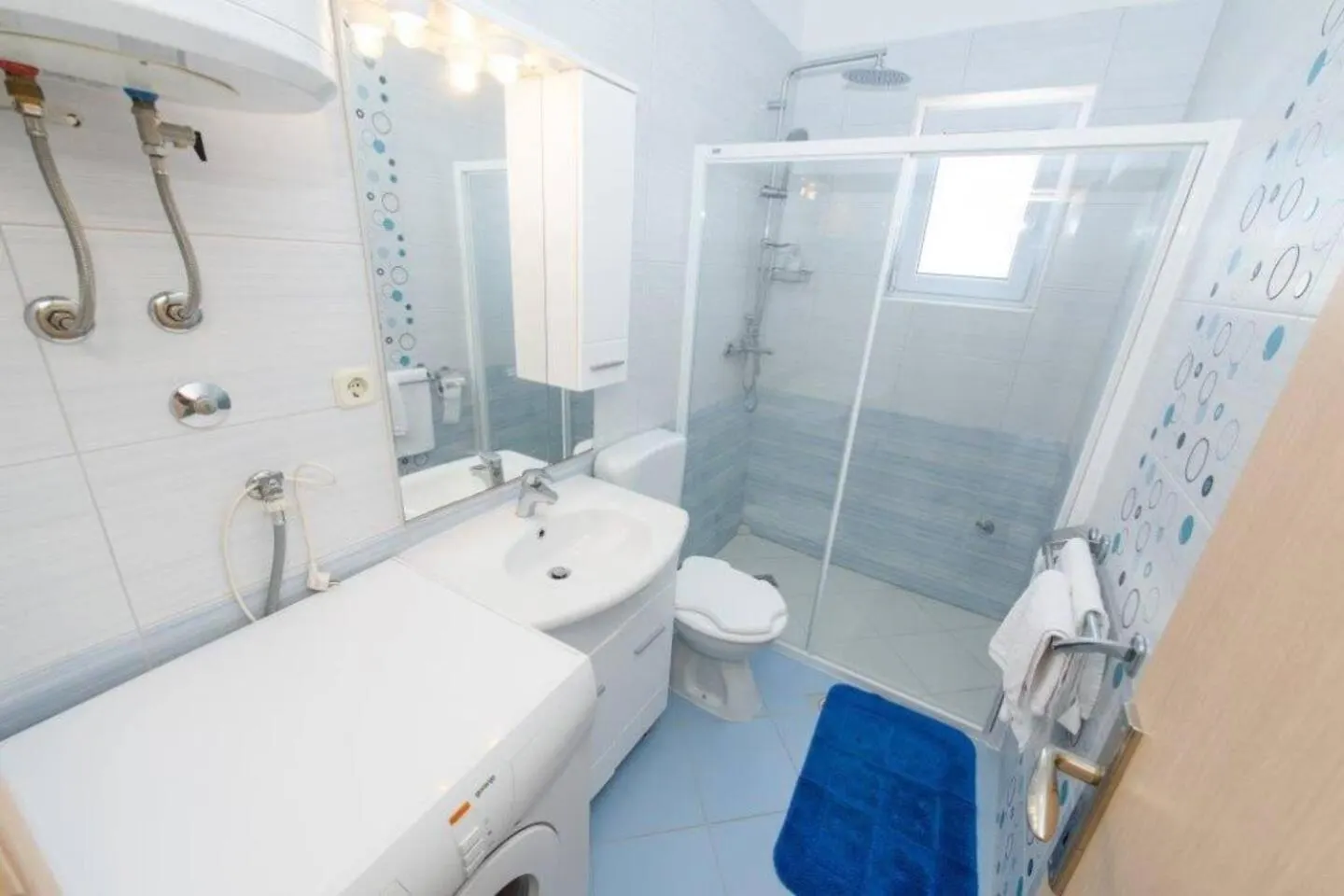 Spacious Villa Lush Garden Private Access To Beach - Villa Sherene Trogir 0*,  Chorvatsko