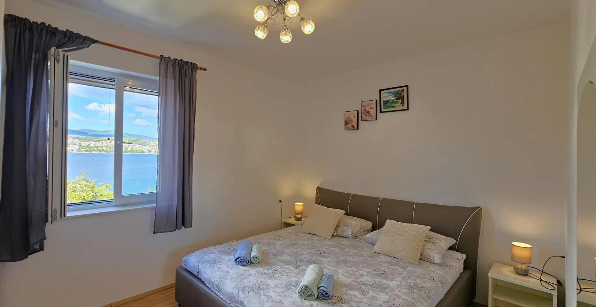 Prázdninový dům Spacious Villa Lush Garden Private Access To Beach - Villa Sherene Trogir